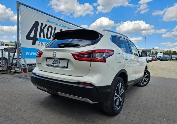 Nissan Qashqai cena 75900 przebieg: 65000, rok produkcji 2018 z Tarnobrzeg małe 497